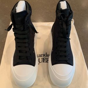 Alexander McQueen High Top Deck Plimsoll